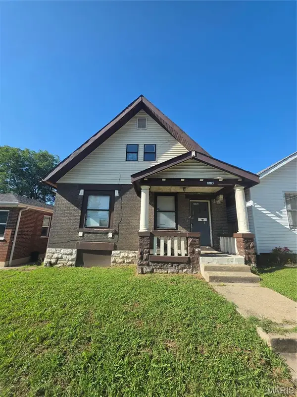 6142 Sherry Avenue, St Louis, MO 63136