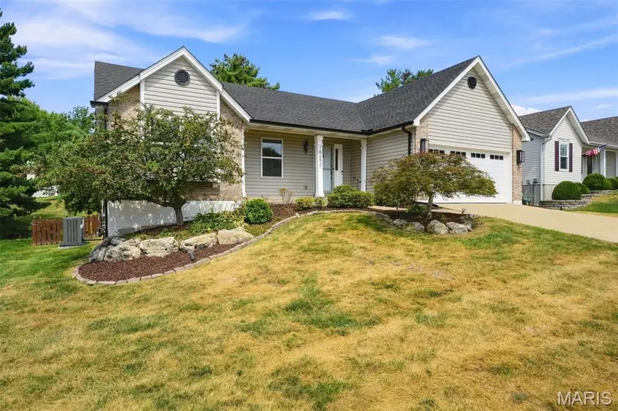 1665 Wild Goose Run, Saint Charles, MO 63303 - #3