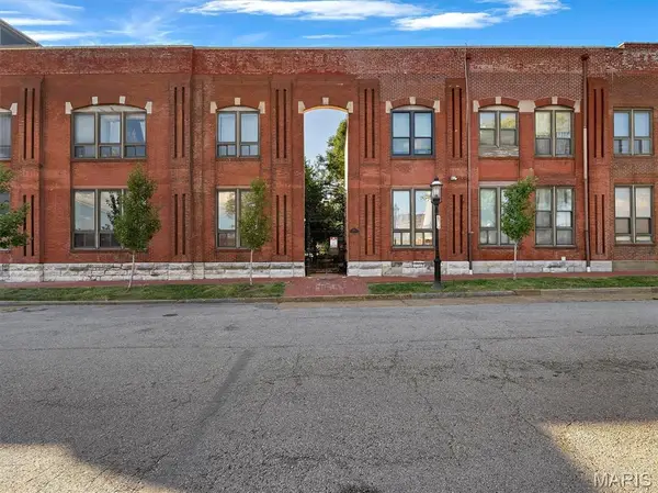1523 S 10th Street #110, St Louis, MO 63104