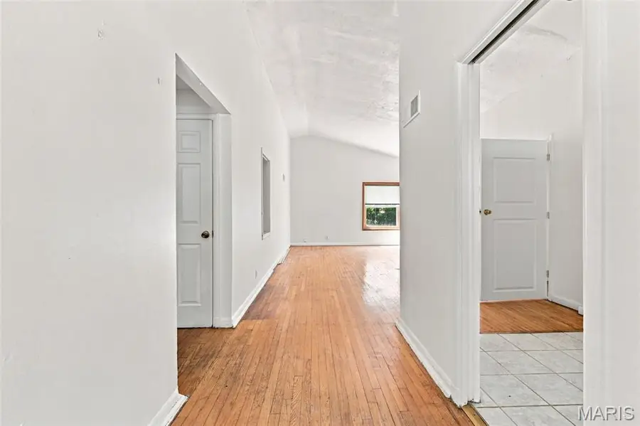 1145 Glenside Lane, University City, MO 63130 - #3