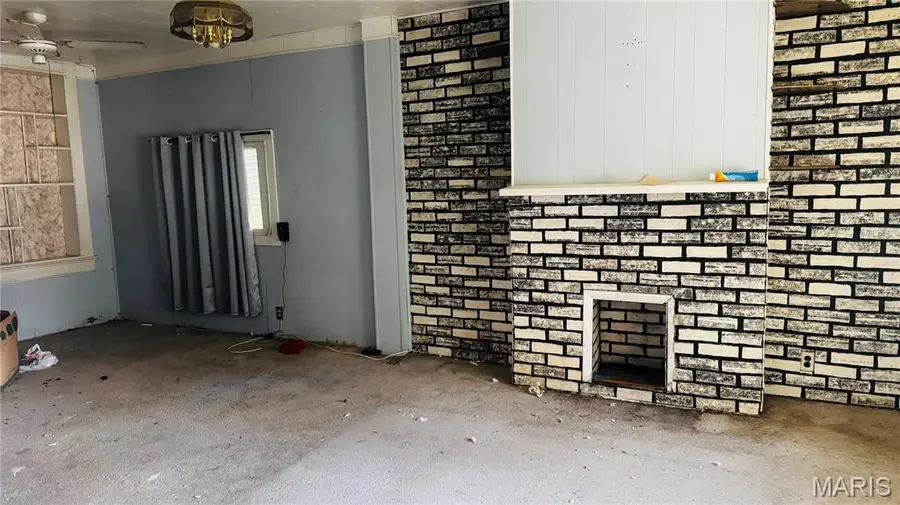 7127 Virginia Avenue, Saint Louis, MO 63111 - #3