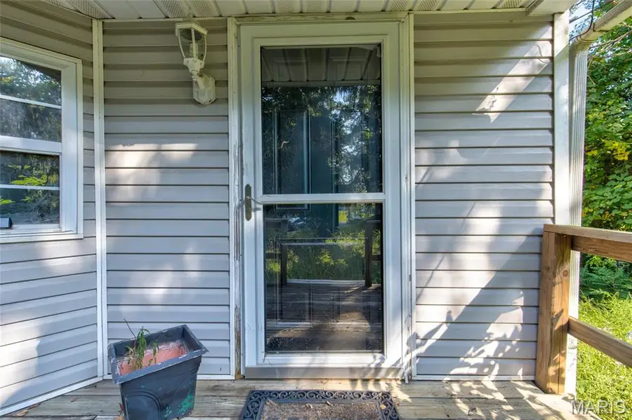 848 Oakwood Lane, East Alton, IL 62024 - #3