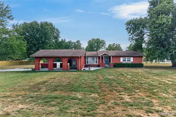 16897 Kneedler Street, Lebanon, MO 65536