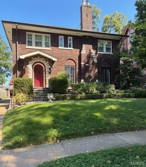 754 Yale Avenue, University City, MO 63130