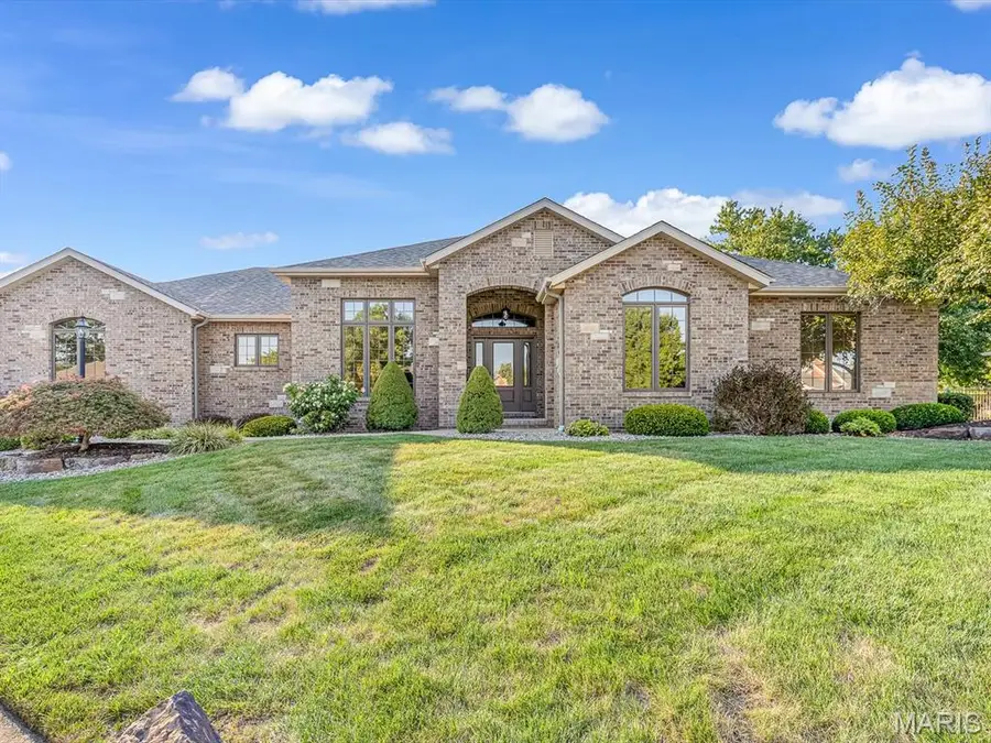 5205 Fox Cove, Edwardsville, IL 62025 - #2