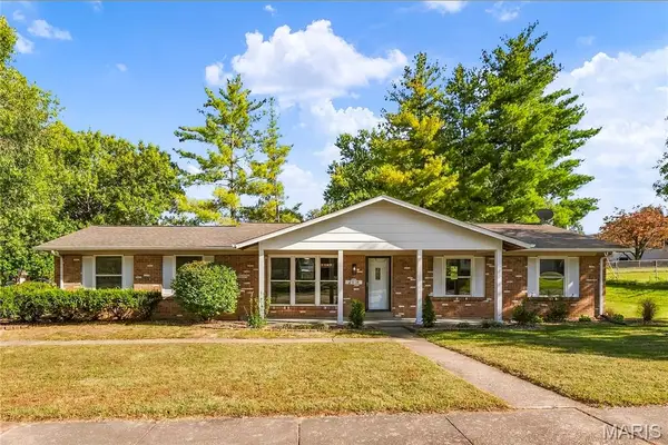 2916 Thrush Drive, St Charles, MO 63301