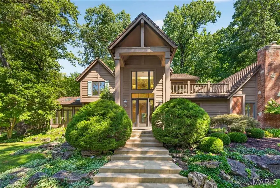 16463 Dapple Gray Court, Chesterfield, MO 63005 - #2