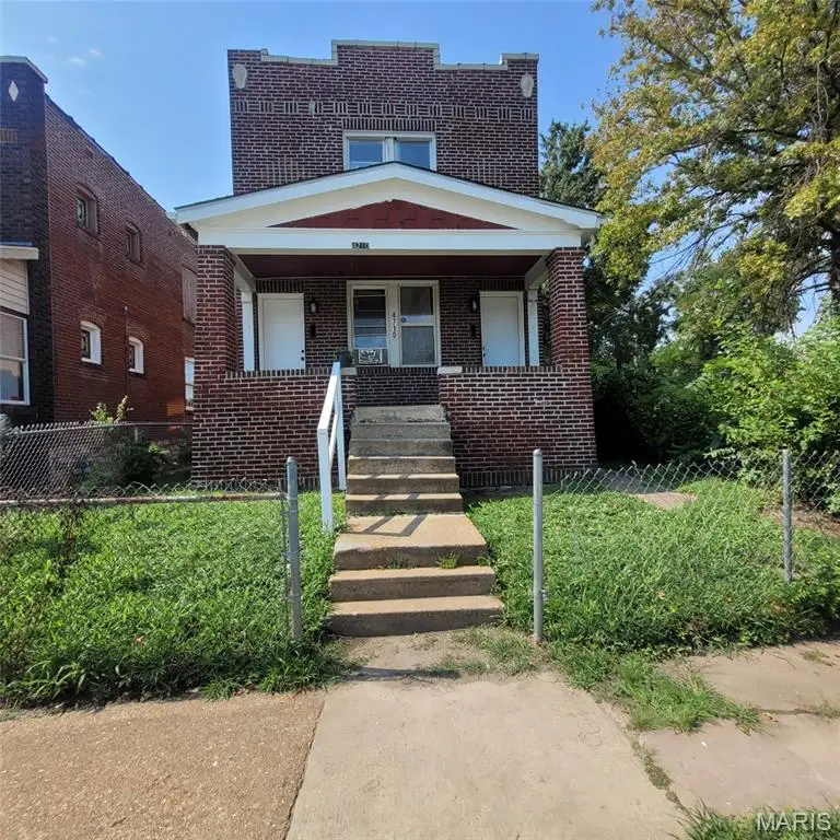 4710 Highland Avenue, Saint Louis, MO 63113 - #1