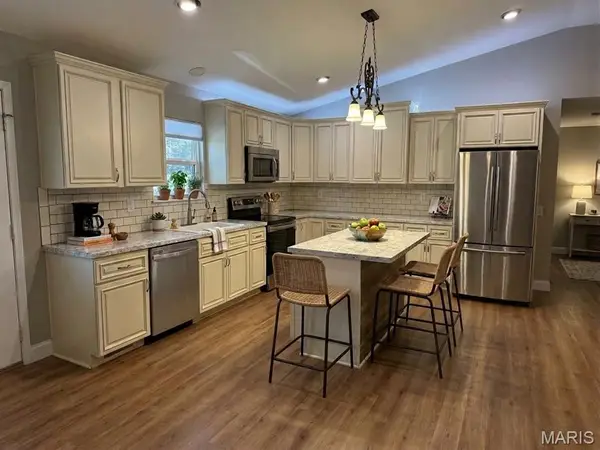 7161 Carriage Hills Lane, Cedar Hill, MO 63016