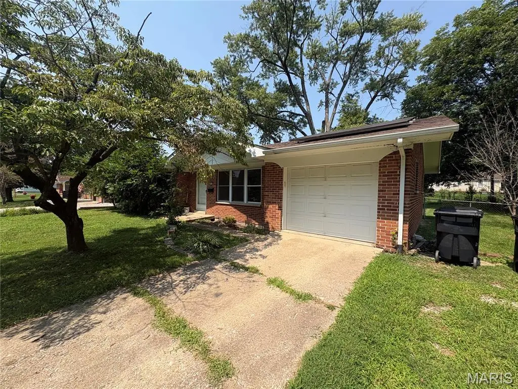 1819 E D Street, Belleville, IL 62221 - #1