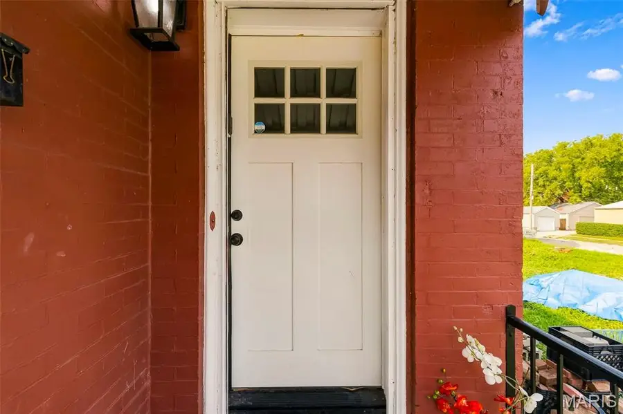 2605 Michigan Avenue, Saint Louis, MO 63118 - #3