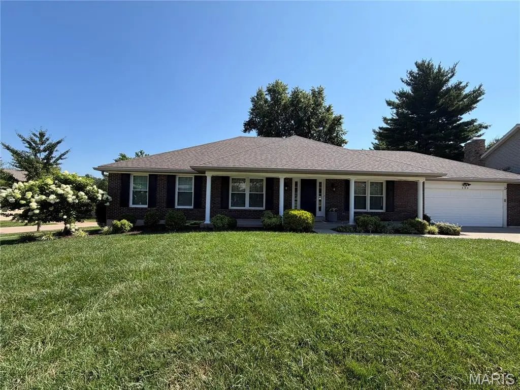 584 Sunbridge Drive, Chesterfield, MO 63017 - #1