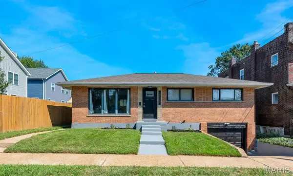 3710 Mccausland Avenue, St Louis, MO 63109