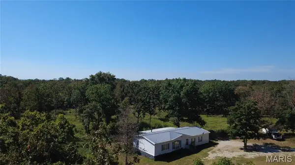 21806 King Drive, Summersville, MO 65571