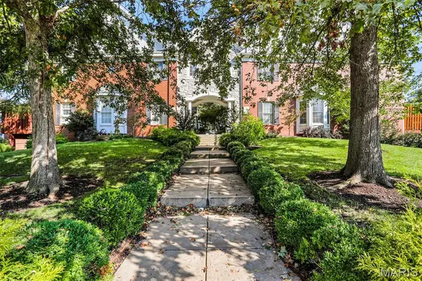 7707 Gannon Avenue, St Louis, MO 63130