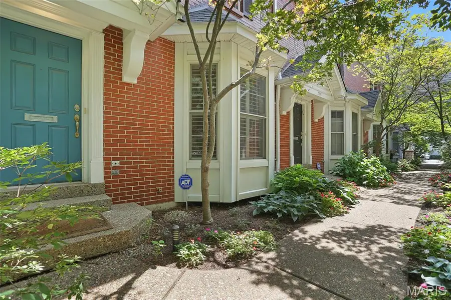 7707 Gannon Avenue, Saint Louis, MO 63130 - #2
