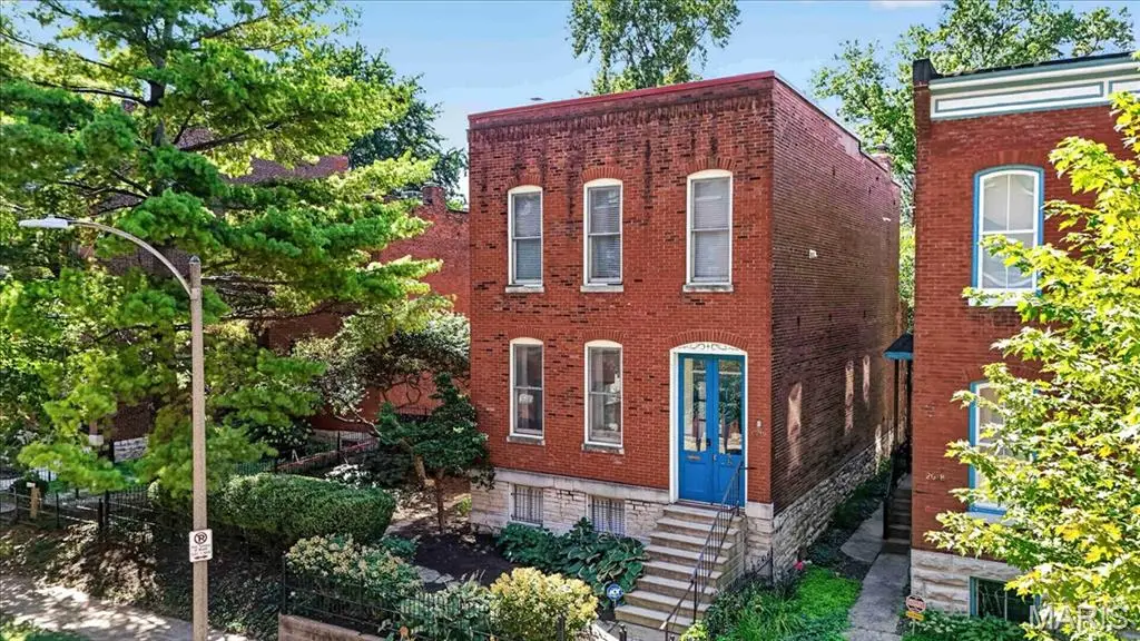 2016 Hickory Street, Saint Louis, MO 63104 - #1