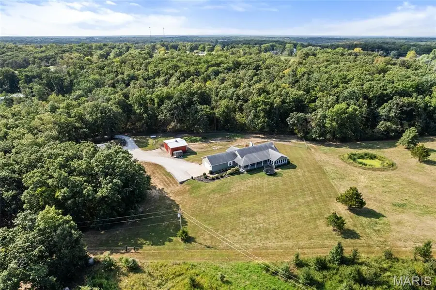99 N Chantilly Road, Winfield, MO 63389 - #3