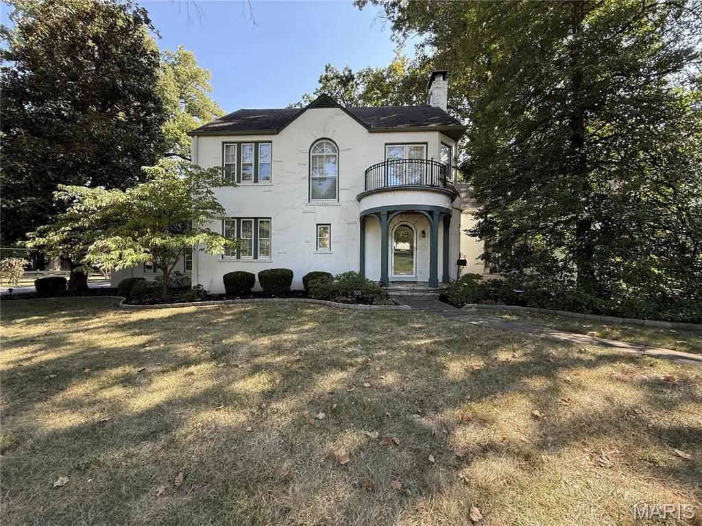 520 Sherwood Drive, Saint Louis, MO 63119 - #1