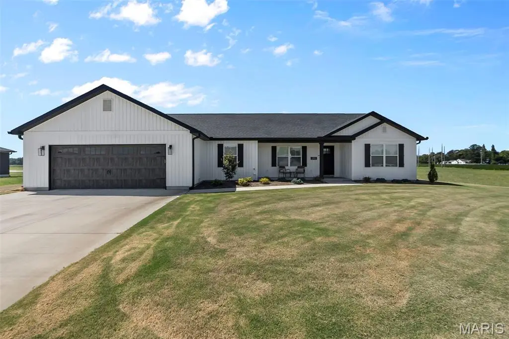 303 Seabiscuit Drive, Sikeston, MO 63801 - #1