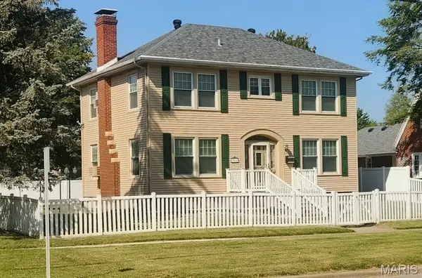 506 N State Street, Jerseyville, IL 62052