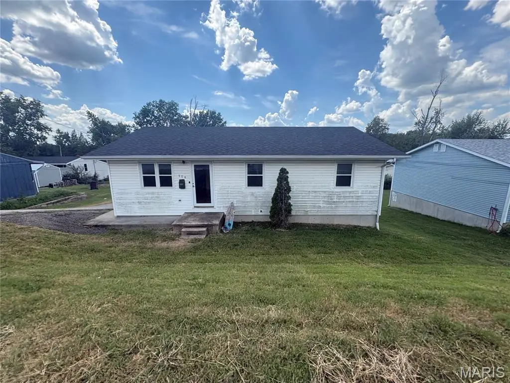 908 E State Route 72, Rolla, MO 65401 - #1