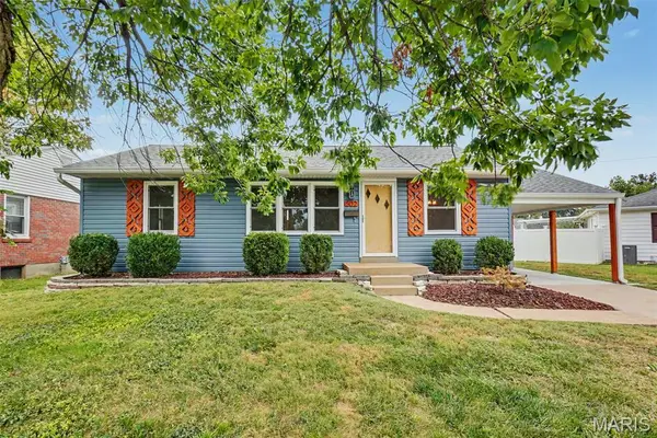 502 Pine Street, St Charles, MO 63301