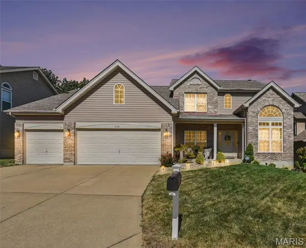 225 Romaine Spring View, Unincorporated, MO 63026