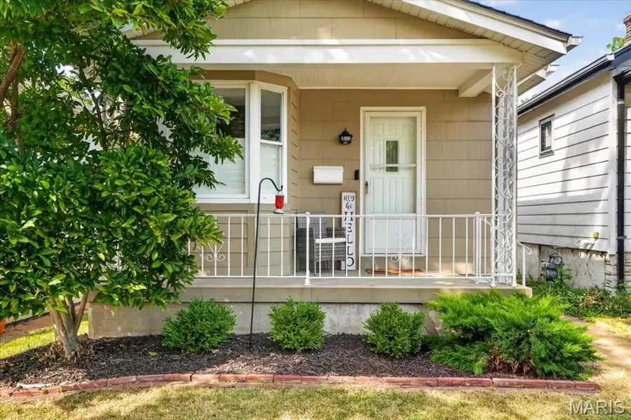 6409 Marquette Avenue, Saint Louis, MO 63139 - #2