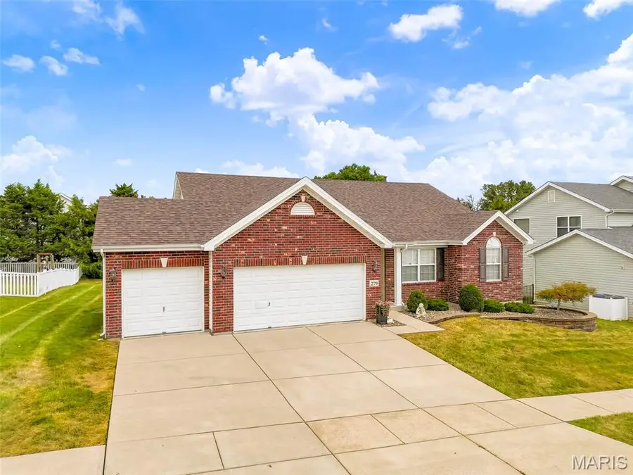 279 Sonnet Circle, Wentzville, MO 63385 - #3