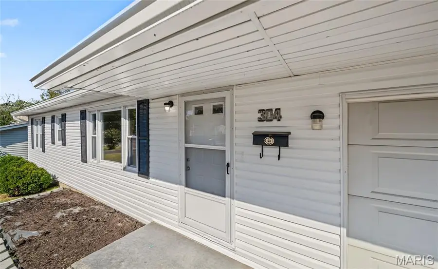304 E Margaret Street, Salem, MO 65560 - #3