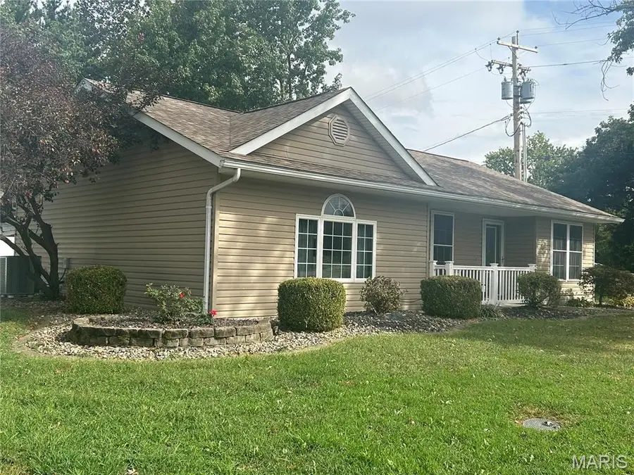 507 Easton Avenue, Jerseyville, IL 62052 - #2