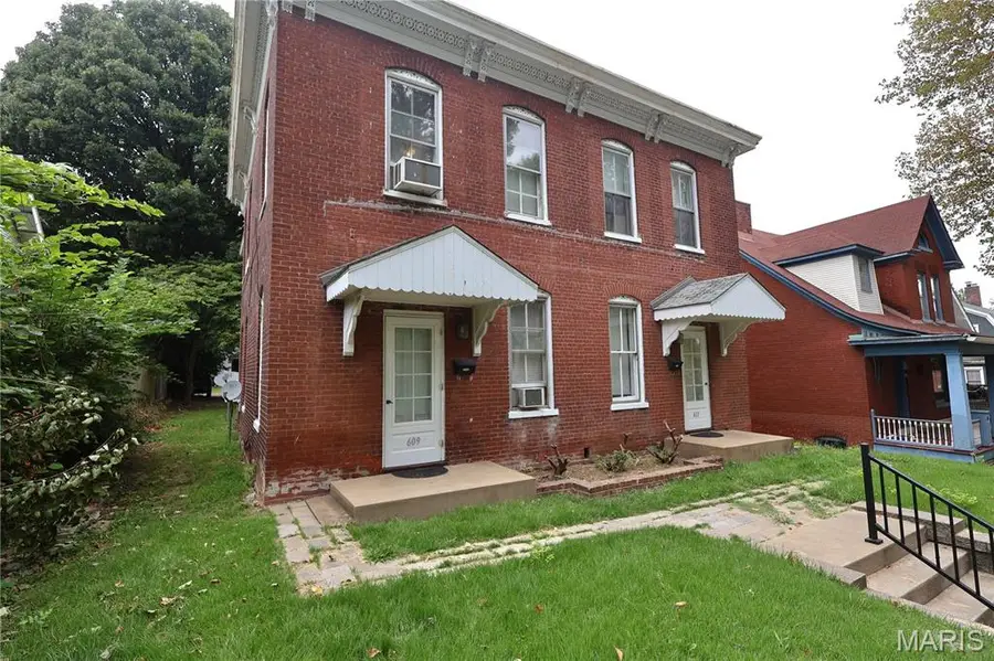 609 E C Street, Belleville, IL 62220 - #2
