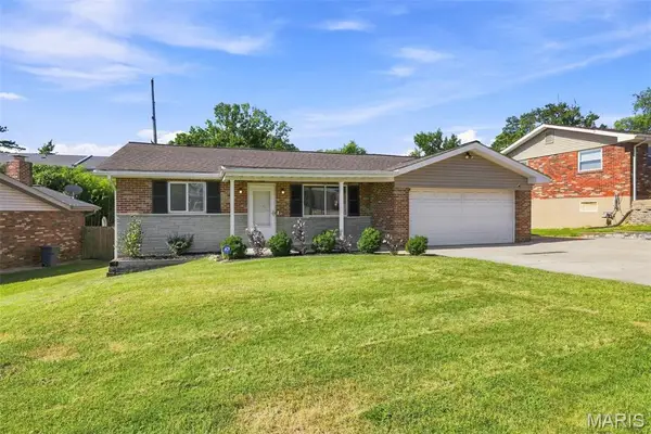 1212 Victory Drive, Unincorporated, MO 63125
