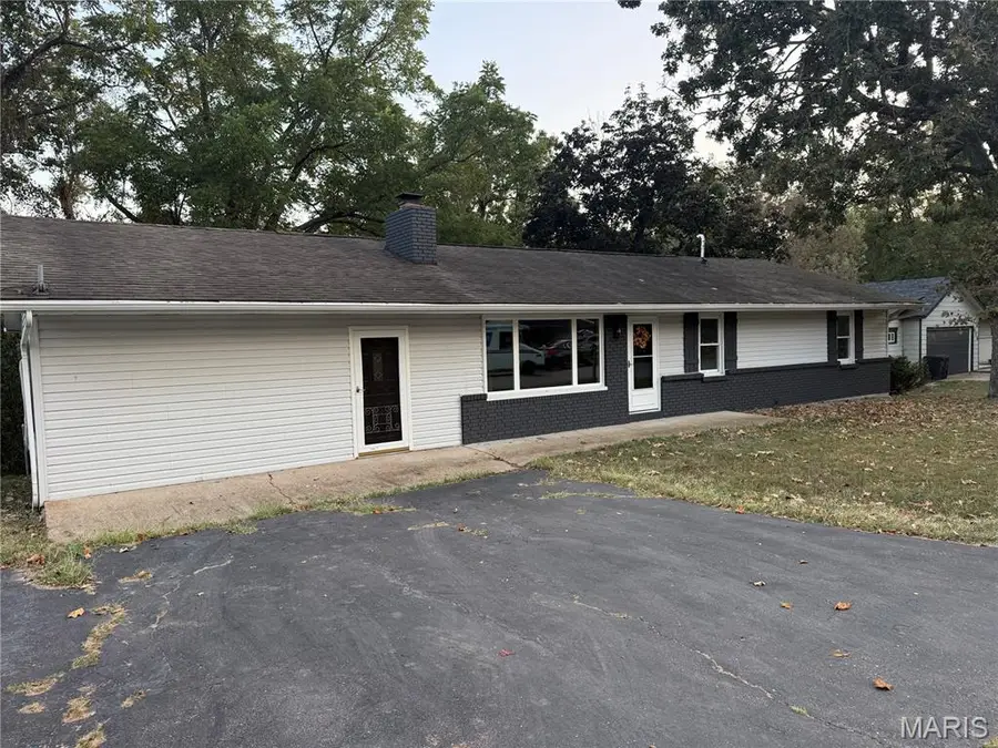 608 Sunset Drive, Waynesville, MO 65583 - #2
