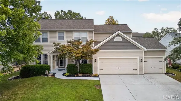 708 Brook Manor Court, Lake St Louis, MO 63367