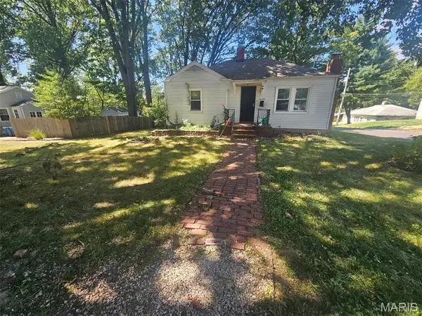 619 Millman, Ferguson, MO 63135