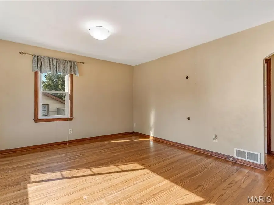 309 N Moore Street, Waterloo, IL 62298 - #3