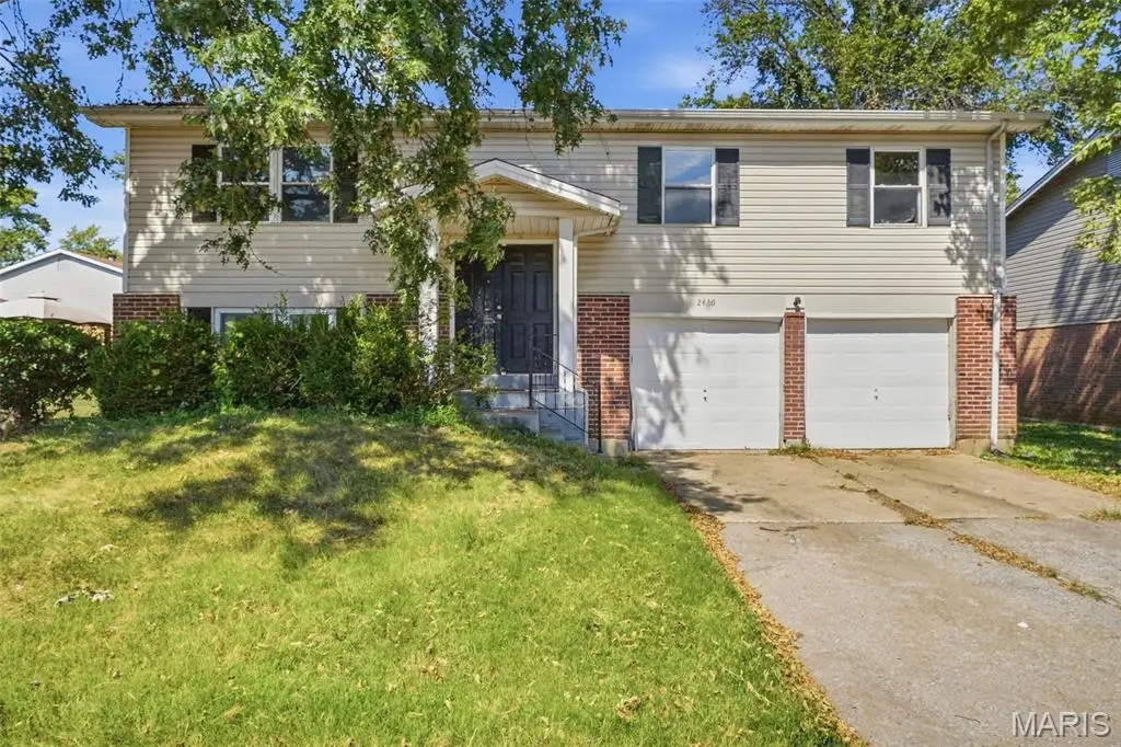 2465 Kingsford Drive, Florissant, MO 63031 - #1