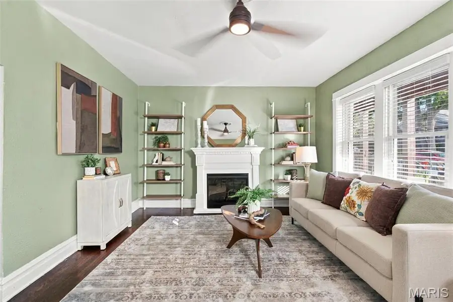 3937 Fairview Avenue, Saint Louis, MO 63116 - #3