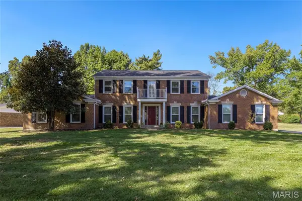14300 Markham Lane, Chesterfield, MO 63017
