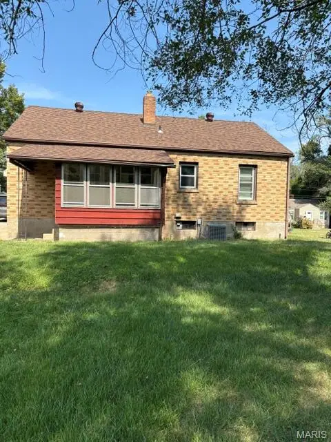 3615 Horn Avenue, Alton, IL 62002 - #2