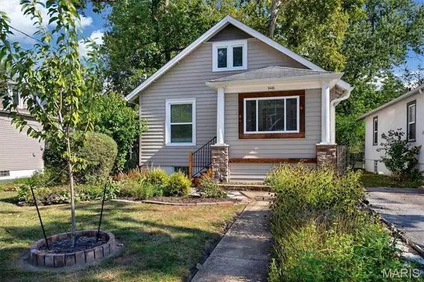 3448 Commonwealth Avenue, St Louis, MO 63143