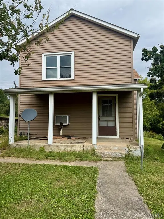 828 Bird Street, Hannibal, MO 63401