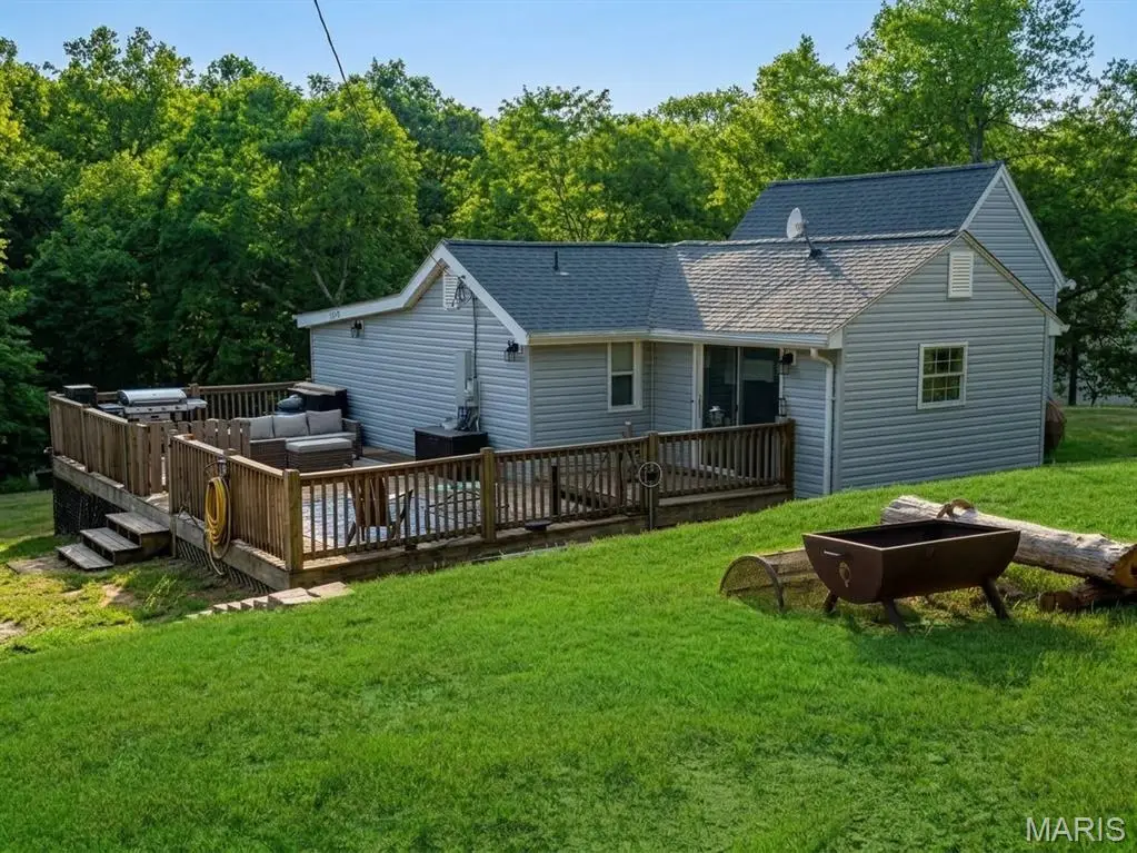 3990 Freeman Road, Pacific, MO 63069 - #1