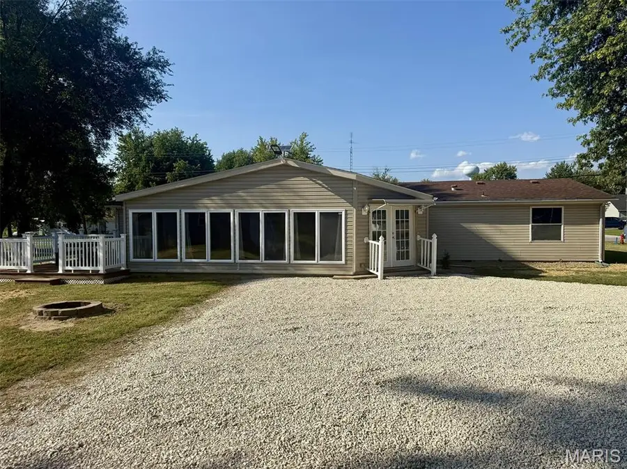 1406 W Main Street, Bowling Green, MO 63334 - #3