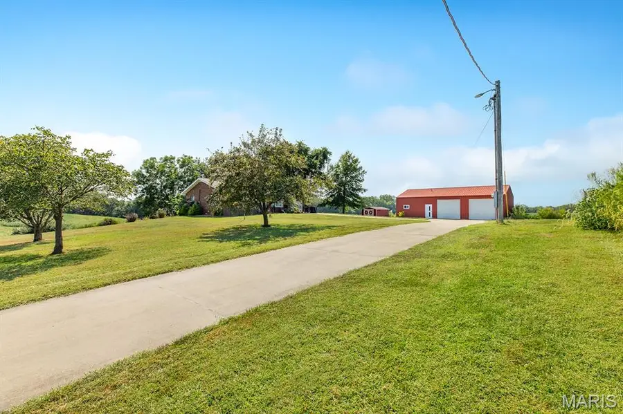 22487 Grange Hall Road, Jerseyville, IL 62052 - #2