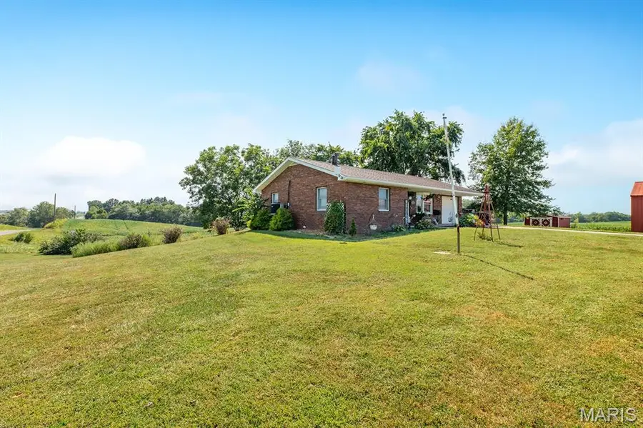 22487 Grange Hall Road, Jerseyville, IL 62052 - #3