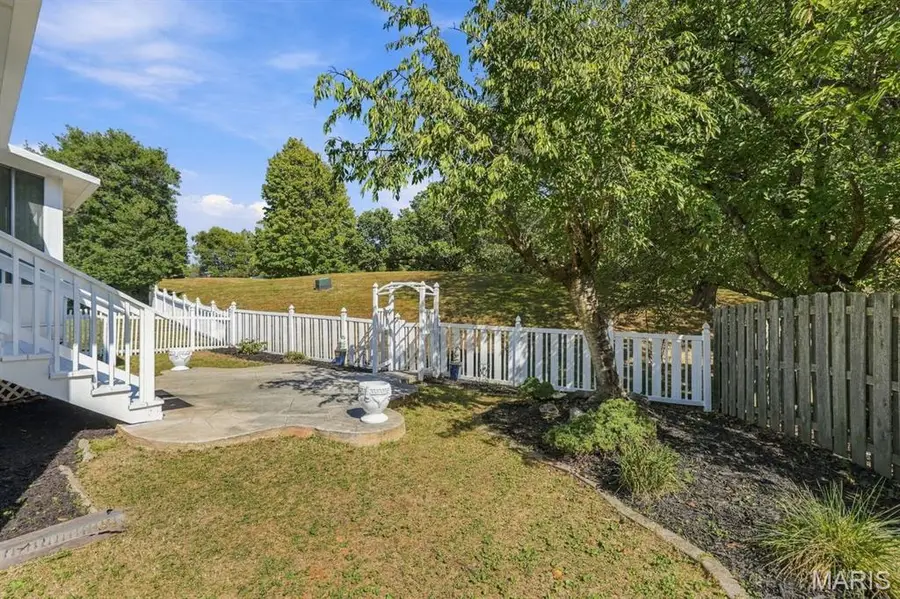 2116 Riding Spur Drive, Maryland Heights, MO 63146 - #3