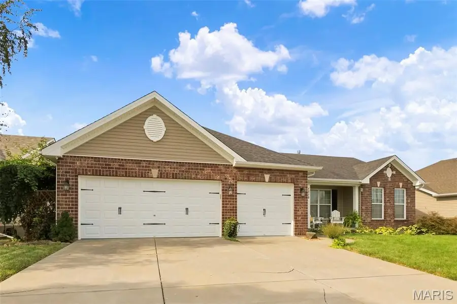 1516 Wainscott Drive, Ofallon, MO 63366 - #3